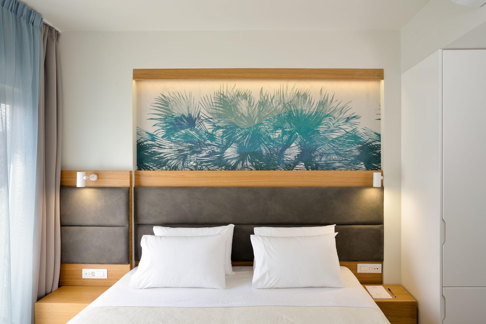 Elia Hotel